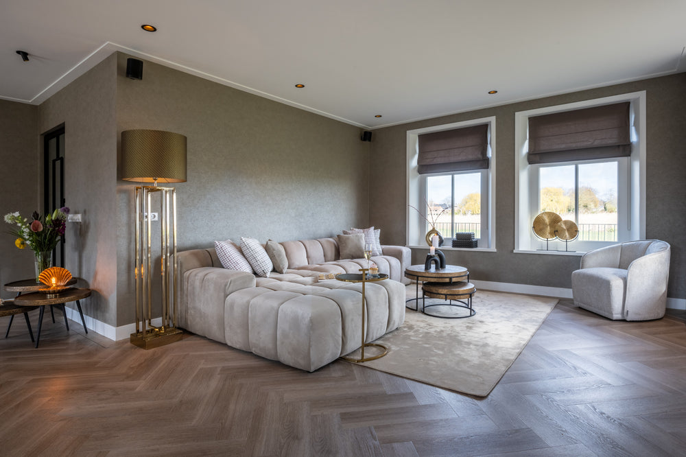 Suport pentru lumânări Livi, negru/auriu, mare – ambient