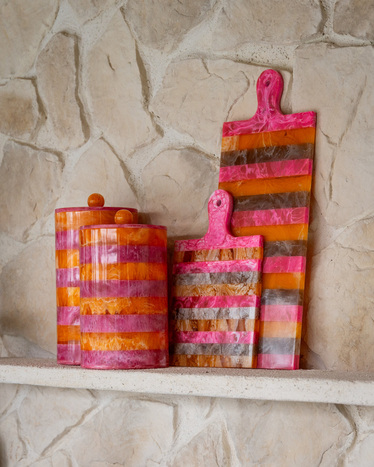 Tavă decorativă Cindy, roz/portocaliu, platou de servire mic – ambient
