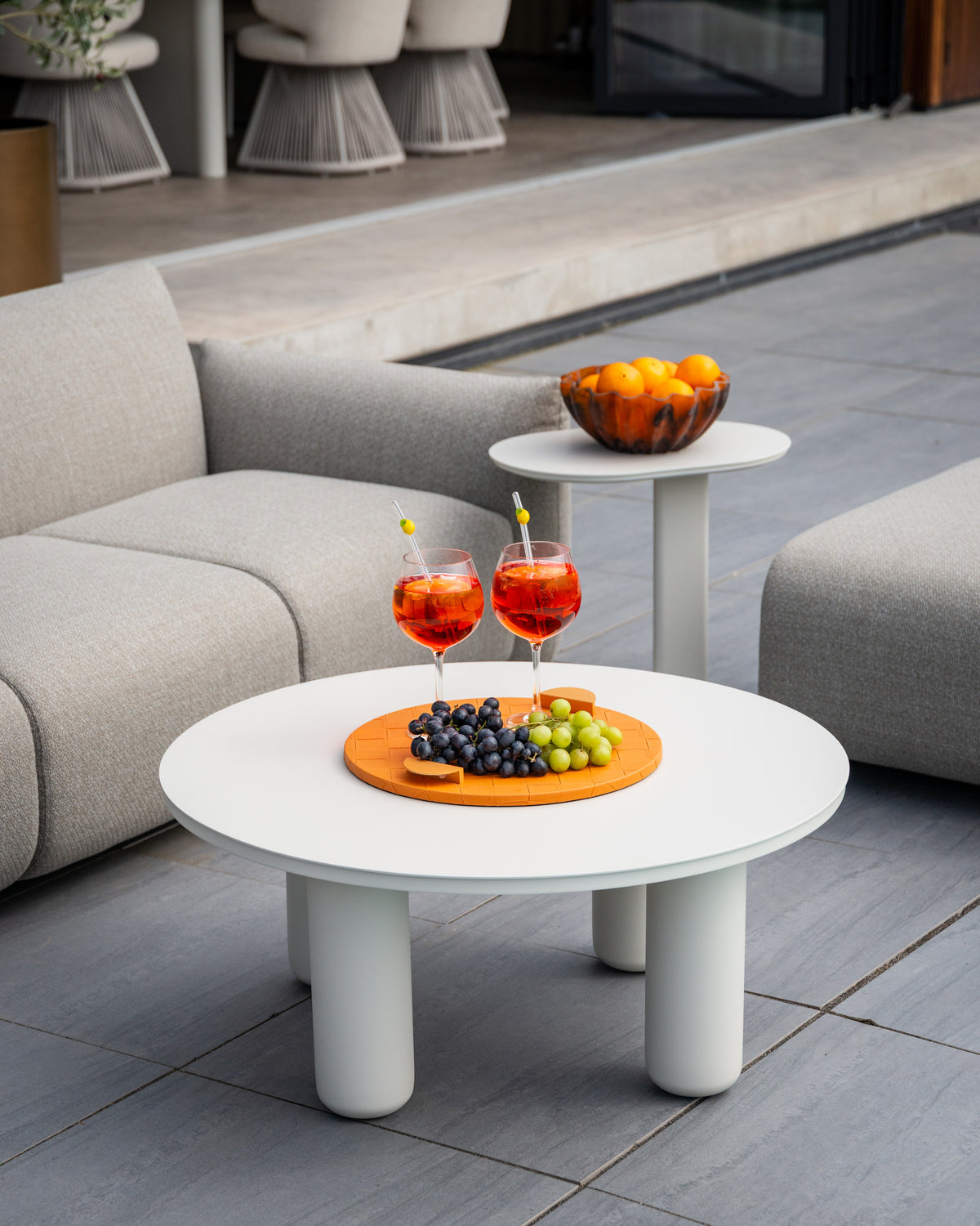 Tavă decorativă Mavey, portocaliu – ambient