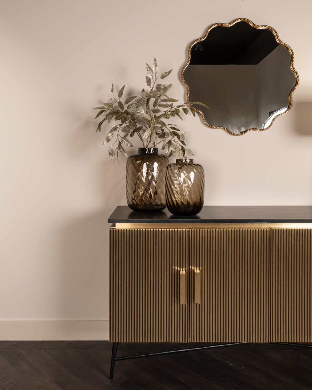 Vază Elora, maro, mică – ambient